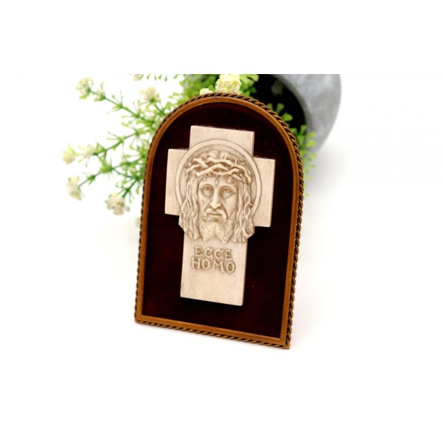 Gold-Plated Silver Frame with Image of Christ For Sale - Image 4 of 6
