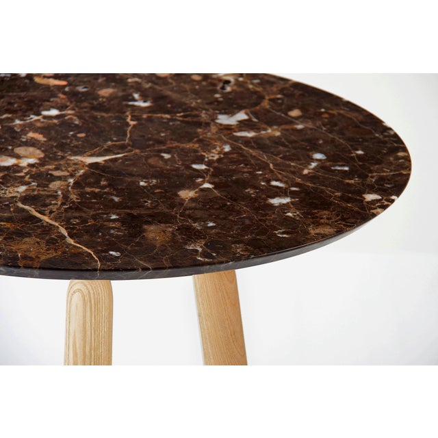 Contemporary Ninna Round Table in Ash with Marble Top by Carlo Contin for Adentro For Sale - Image 3 of 11