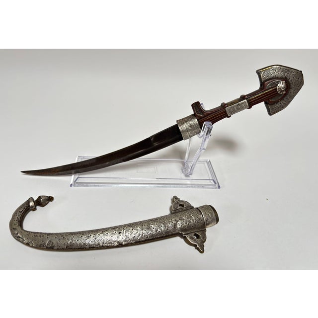 Metal Antique Moroccan Berber Khanjar Dagger With Sheath For Sale - Image 7 of 15