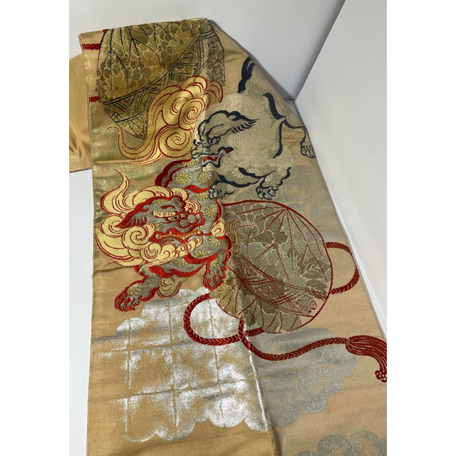 Silk Japanese Kimono Belt With Temple Lions For Sale - Image 4 of 9