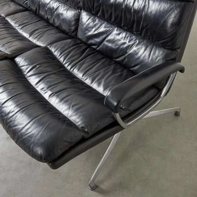 Mid-Century Modern Vintage Black Leather Gamma Sofa by Paul Tuttle for Strässle, Switzerland, 1960s For Sale - Image 3 of 11