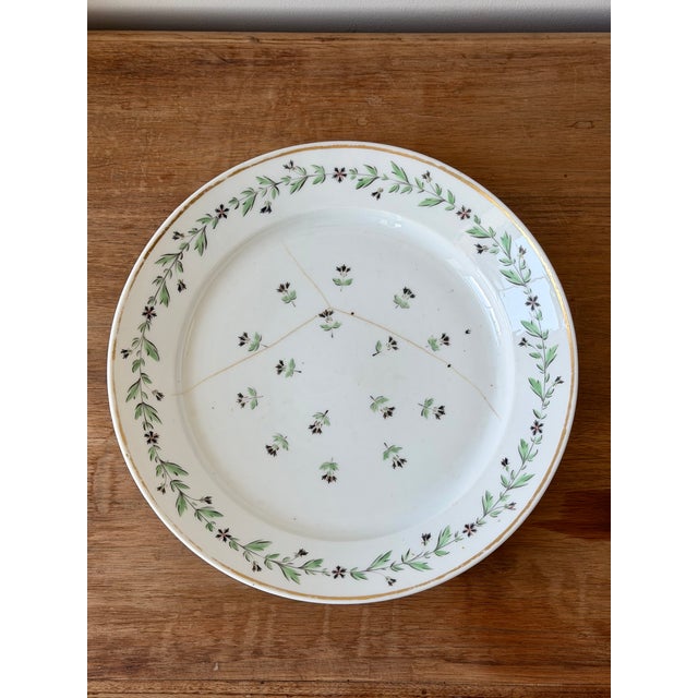 19th Century English Hand Painted Porcelain Serving Dish For Sale In New York - Image 6 of 10