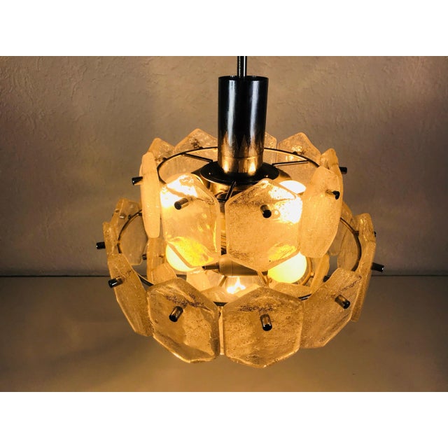 J.T. Kalmar 1960s Mid-Century Four-Tiered Kalmar Ice Glass Chandelier For Sale - Image 4 of 11