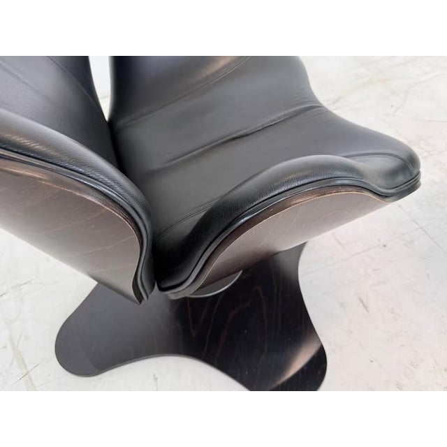 Set of Leather Tok Armchair & Ottoman by Toshiyuki Kita for Stokke For Sale - Image 11 of 17