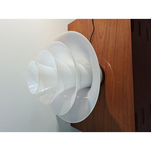 Modern Table Lamp Petal Model with 4 Opalescent Glasses and Floral Motifs from Murano For Sale - Image 3 of 18