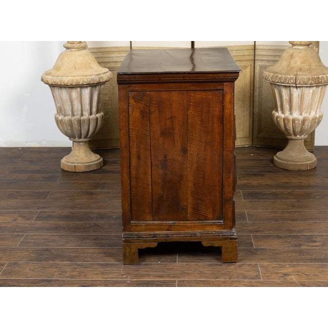 English 1810s George III Period Geometric Front Oak Chest with Five Drawers For Sale - Image 9 of 12