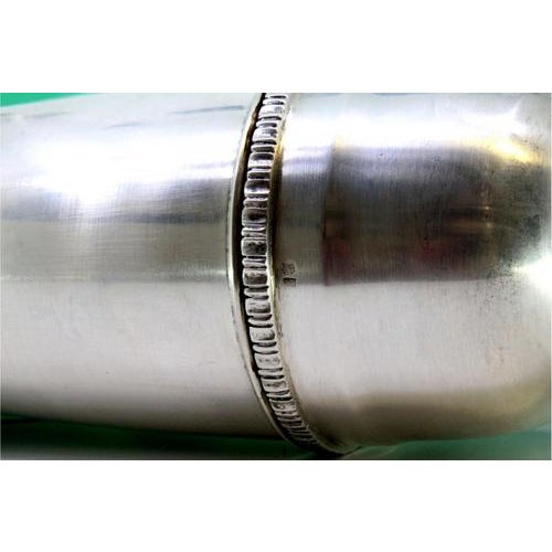 Smooth Silver Shaker with Raised Edges For Sale - Image 4 of 8