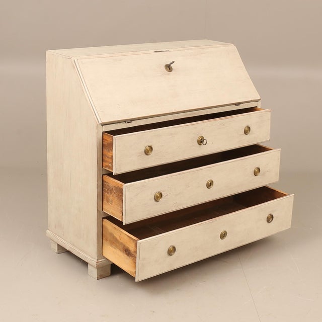 Swedish Gustavian Style Painted Secretary Desk, 19th Century For Sale - Image 4 of 8