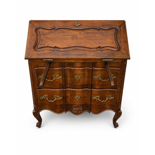 Louis XV style Scriban secretary desk (sloping top) Excellent condition Dimensions: height 94 cm, length 83 cm, depth 49 cm.
