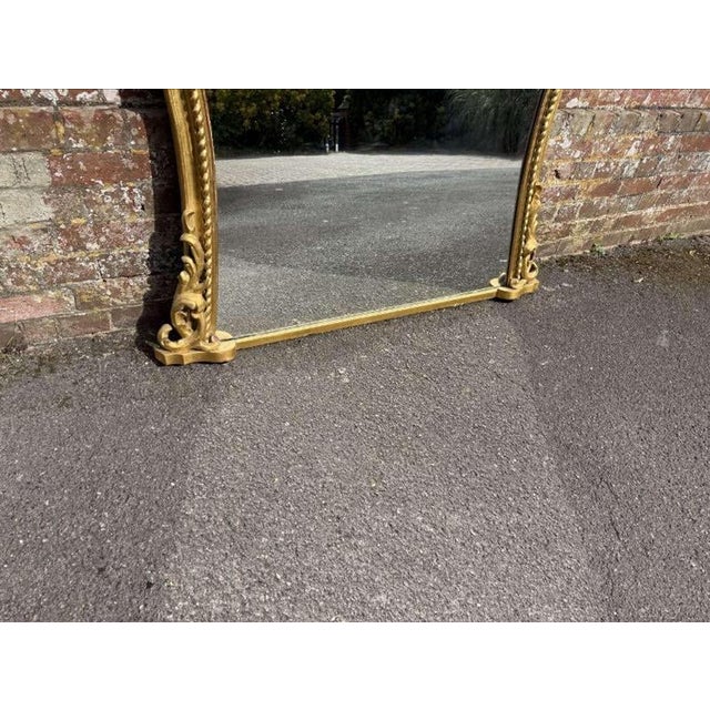 Antique English Gilt Hour Glass Ribbed Framed Overmantle Mirror, 19th Century For Sale - Image 3 of 8