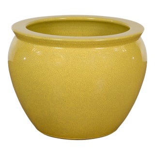 Chinese Vintage Circular Garden Planter with Yellow Crackle Glaze For Sale
