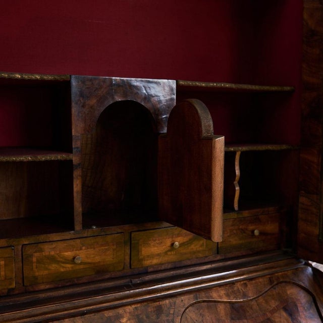 Antique Cabinet in Walnut Veneer, 1900s For Sale - Image 10 of 18