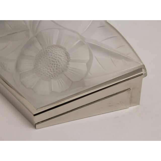 French Art Deco Wall Light by David Guéron for Degue, 1930s For Sale - Image 4 of 10