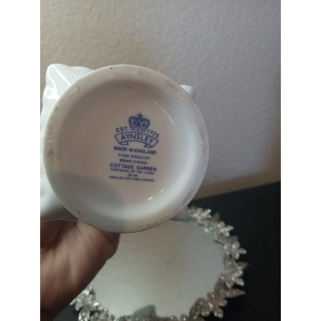 1960s Gorgeous Pair of Aynsley Bone China England Hand Painted Vases For Sale - Image 5 of 6