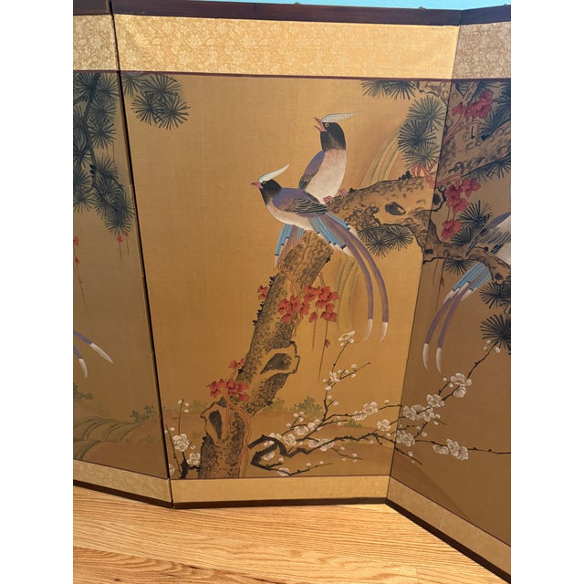 Tan Vintage Hand-Painted 4-Panel Asian Folding Screen / Wall Art (1974) – Excellent Condition For Sale - Image 8 of 9