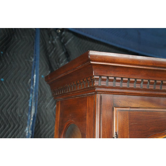Late 20th Century Thomasville Collectors Cherry Traditional Canted Front Lighted China Cabinet For Sale - Image 6 of 18