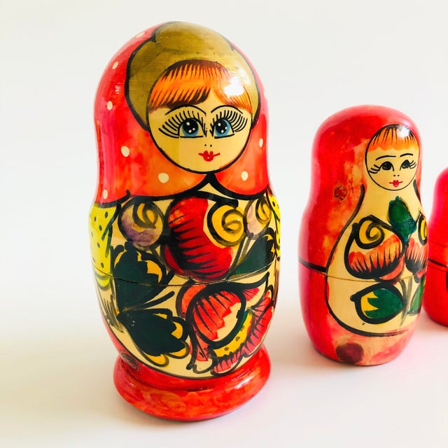 Folk Art Russian Nesting Dolls - Set of 5 For Sale - Image 3 of 8
