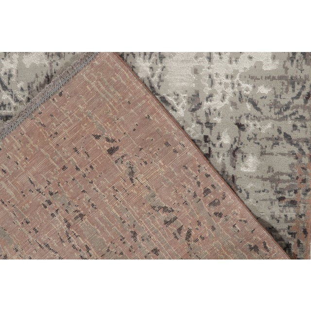 Textile Rug & Kilim’s Contemporary Rug in Pink & Gray Abstract Pattern For Sale - Image 7 of 7