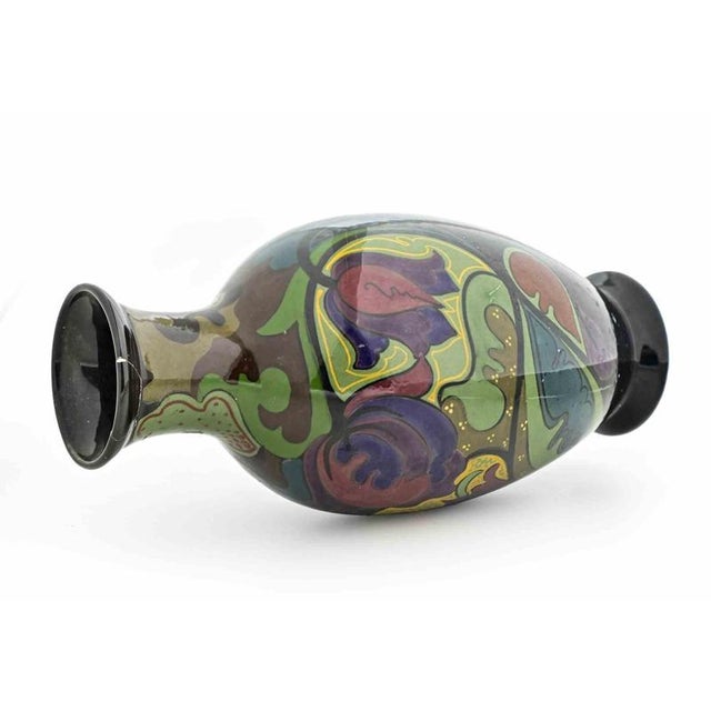 Art Nouveau Hand-Painted Gouda Vase in Ceramic For Sale - Image 3 of 5