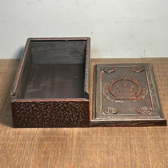 1980s Vintage Bloodwood Rectangular Storage Box, Hand Carved Thousand-Hand Kwan Yin Relief, Chinoiserie Keepsake Box For Sale - Image 5 of 9