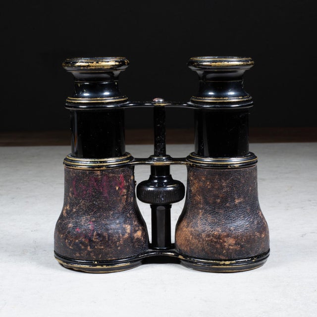 19th C. Leather Wrapped French Binoculars c.1880 For Sale In San Francisco - Image 6 of 9