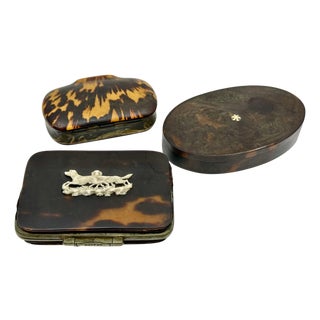 19th Century Set of 3 Victorian Horn Snuff or Trinket Boxes For Sale