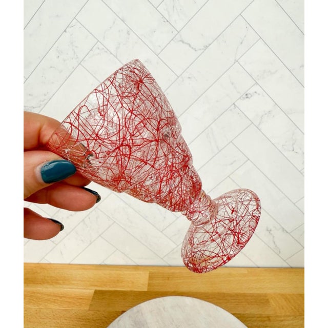 Glass Mid 20th Century Set of Four Vintage Mid-Century Modern Spun-Glass “Spaghetti Drizzle” Goblets – Multicolor For Sale - Image 7 of 7