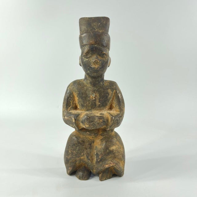 Wood Early 20th Century Yoruba Chief Male Figure MATTER COLLECTION For Sale - Image 7 of 7