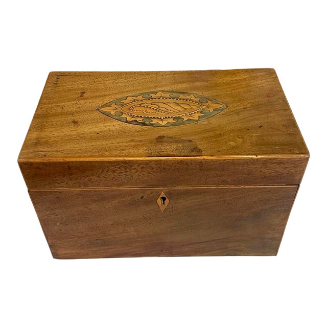 Late 19th Century Tea Caddy With Inlay Shell For Sale
