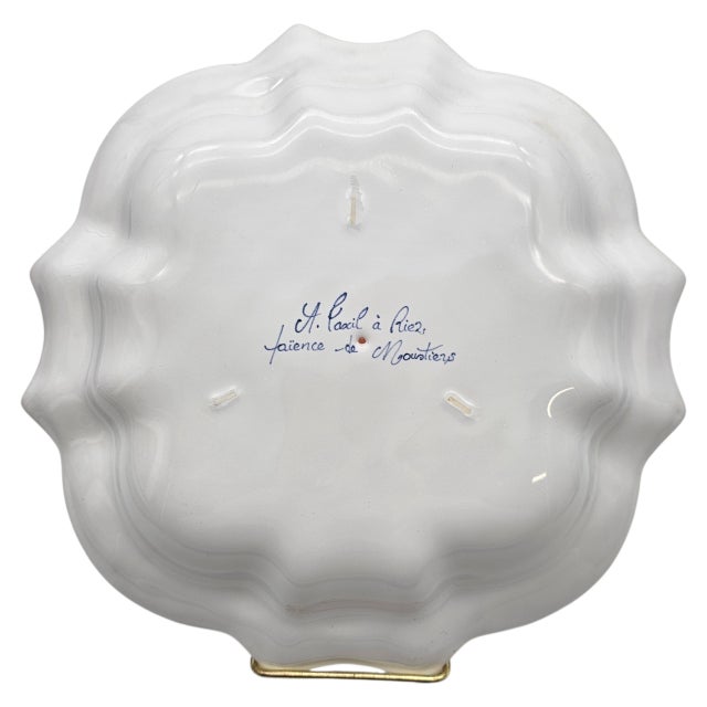 A. Faxil Moustiers Provence Faience Hand-Painted Scalloped Plates, Set of Three For Sale - Image 14 of 15