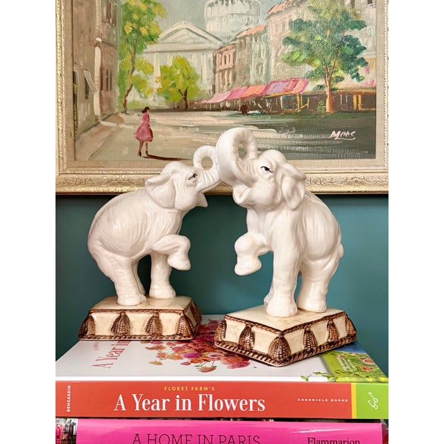 Off-white Vintage Fitz & Floyd Ceramic Elephant Bookends / Figurines - A Pair For Sale - Image 8 of 10