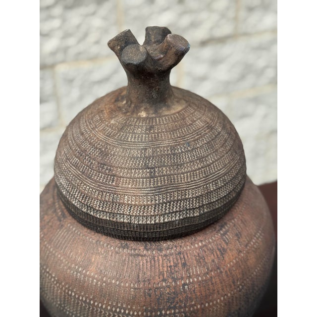 Mid 20th Century Mid-20th Century Lobi Burkina Faso Hand-Built Terracotta Lidded Vessel For Sale - Image 5 of 10