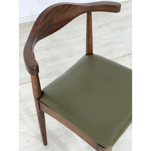 Vintage Living Room Chair in Walnut For Sale - Image 4 of 9