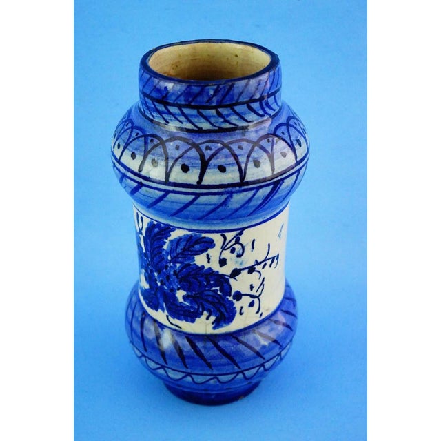 Blue 17th Century Albarello Pharmacy Jar in Ligurian Ceramic, Italy For Sale - Image 8 of 18