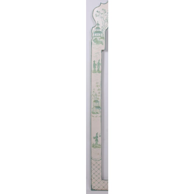 2000 - 2009 White Hand Painted Green Chinoiseries Style Tole Mirror For Sale - Image 5 of 7
