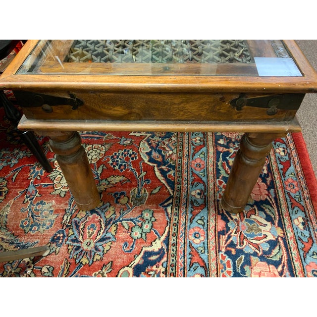 20th Century Mission Style Side Table For Sale In New York - Image 6 of 8