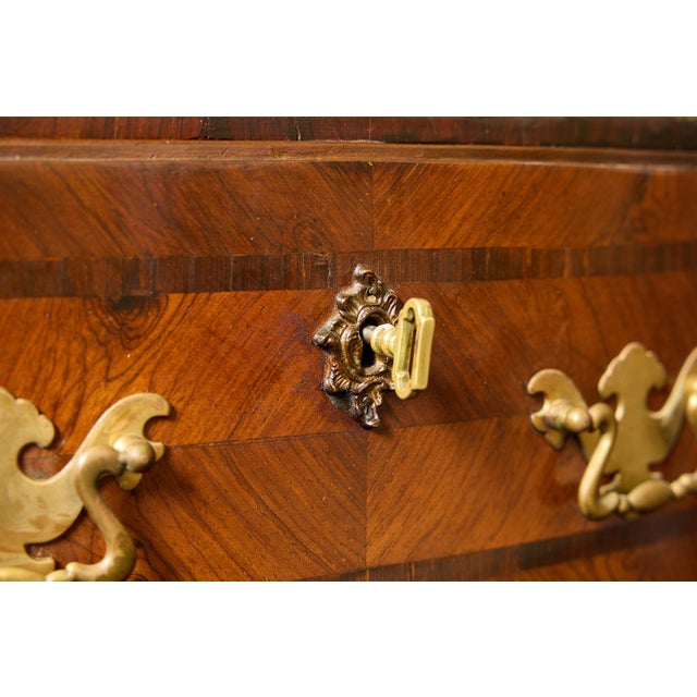 Brass Pair of 18th Century Italian Commodinis With Marble Tops and Marquetry Inlay, Sicilian, C. 1780 For Sale - Image 8 of 12