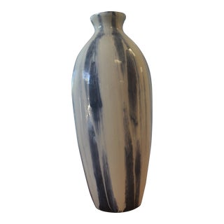 Late 20th Century Blue and White Indian Ceramic Vase For Sale