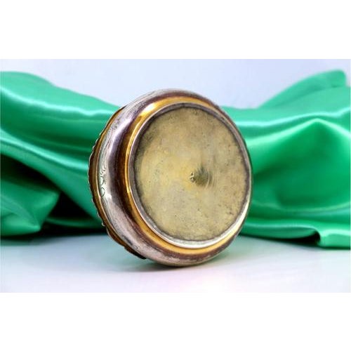 Silver Jewelry Box with Reliefs and Gold Friezes For Sale - Image 3 of 7