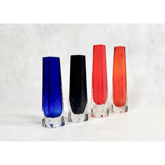 Mid-Century Modern Sommerso Glass Vases from Veb Kunstglas Wasungen, 1970s, Set of 4 For Sale - Image 3 of 13