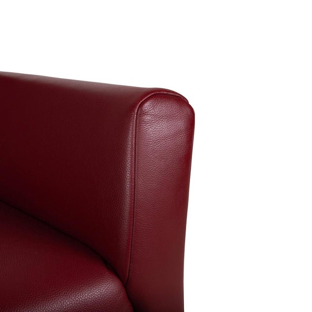Set of Model 322 Lounge Chair and Ottoman in Bordeaux Red Leather from Rolf Benz For Sale - Image 4 of 18