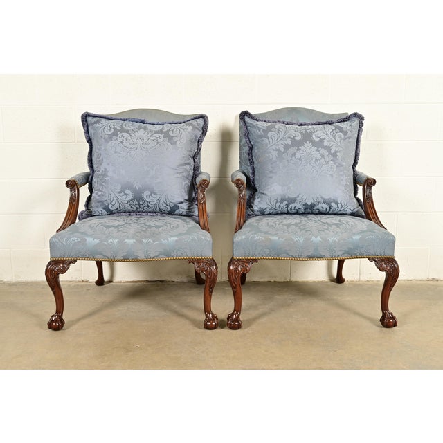 English Kittinger Chippendale Carved Mahogany Open Arm Library Chairs | Pair For Sale - Image 3 of 18