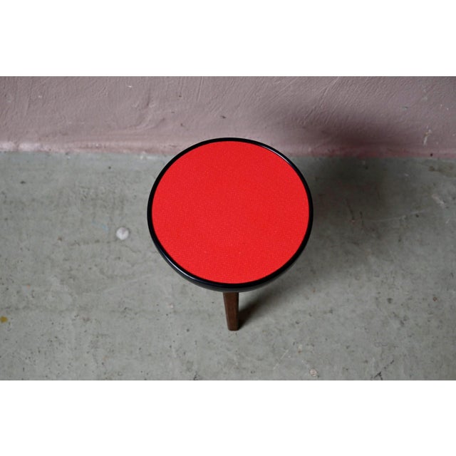 Mini Vintage Rockabilly Red Formica Plant Stand with Compass Legs, 1950s For Sale - Image 4 of 6