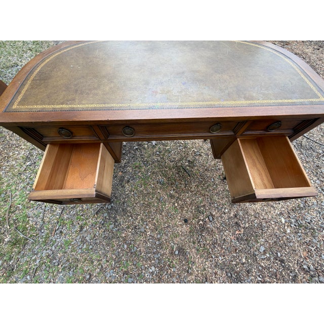 Green Early 20th Century Sligh-Lowry Regency Revival Writing Desk – Kidney Shaped, Leather Top For Sale - Image 8 of 12