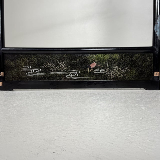 Antique Japanese Black Lacquered Ikō Kimono Hanger with Cranes, 1920s For Sale - Image 4 of 17