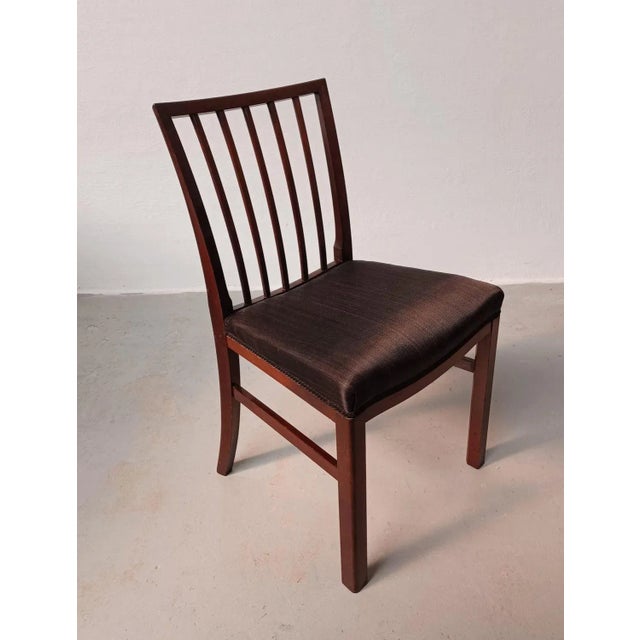 Restored Mahogany Dining Chairs with Horse Hair Upholstery, Customizable Reupholstery, 1950s, Set of 8 For Sale - Image 10 of 11