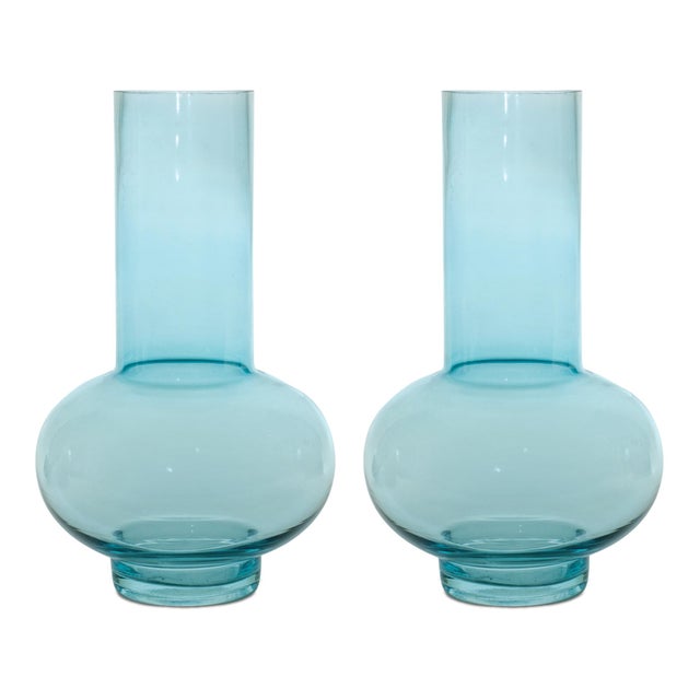 Kenneth Ludwig Chicago Blue Glass Vase (Set of 2) For Sale - Image 4 of 4