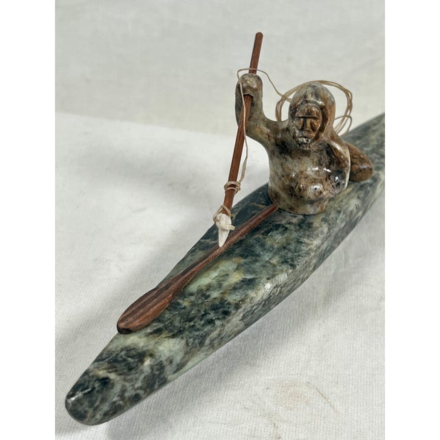 Late 20th Century Vintage Alaskan Inuit Style Soapstone Kayak Hunter Sculpture by Chuck Poupart For Sale - Image 5 of 7