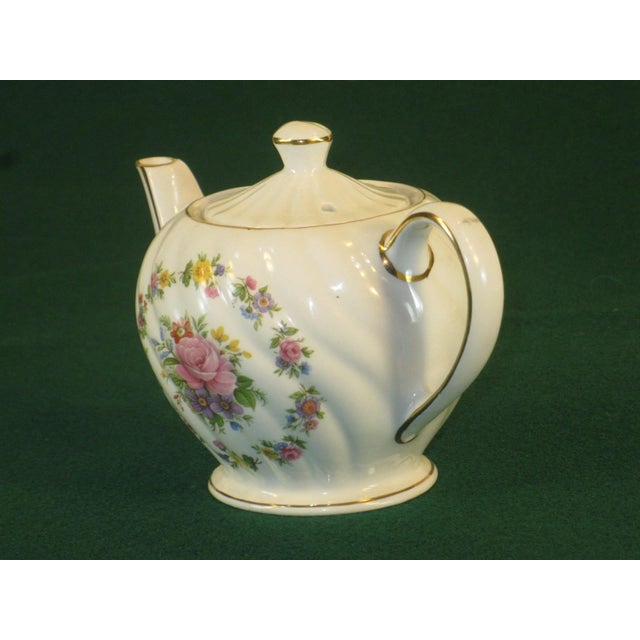 Ceramic Vintage Rose Tea Pot, by Sadler England, Beautiful Fine Porcelain, Signed Stamped For Sale - Image 7 of 12