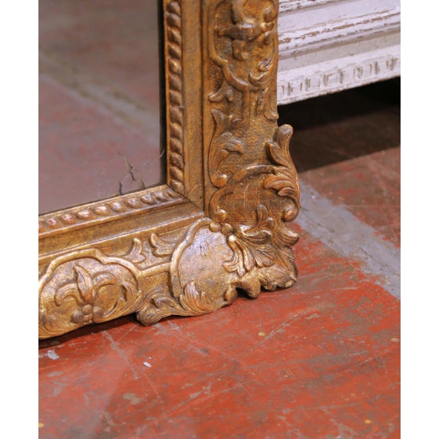 18th Century French Regence Carved Giltwood Wall Mirror With Cherub Crest For Sale - Image 10 of 11